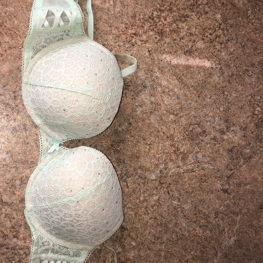 Victoria secret bra